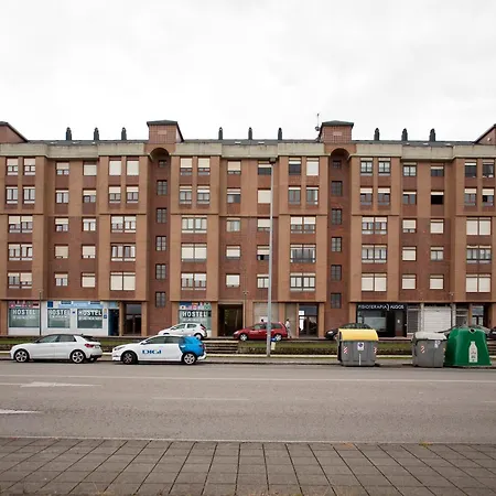 Piso De Isabel アパート